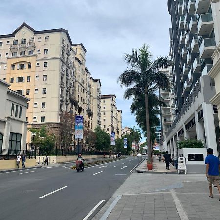 Resorts World Condo Manila Esterno foto